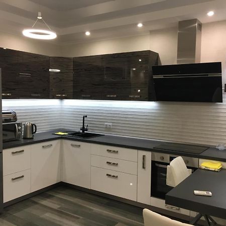 L&A Apartment Kiev Ngoại thất bức ảnh